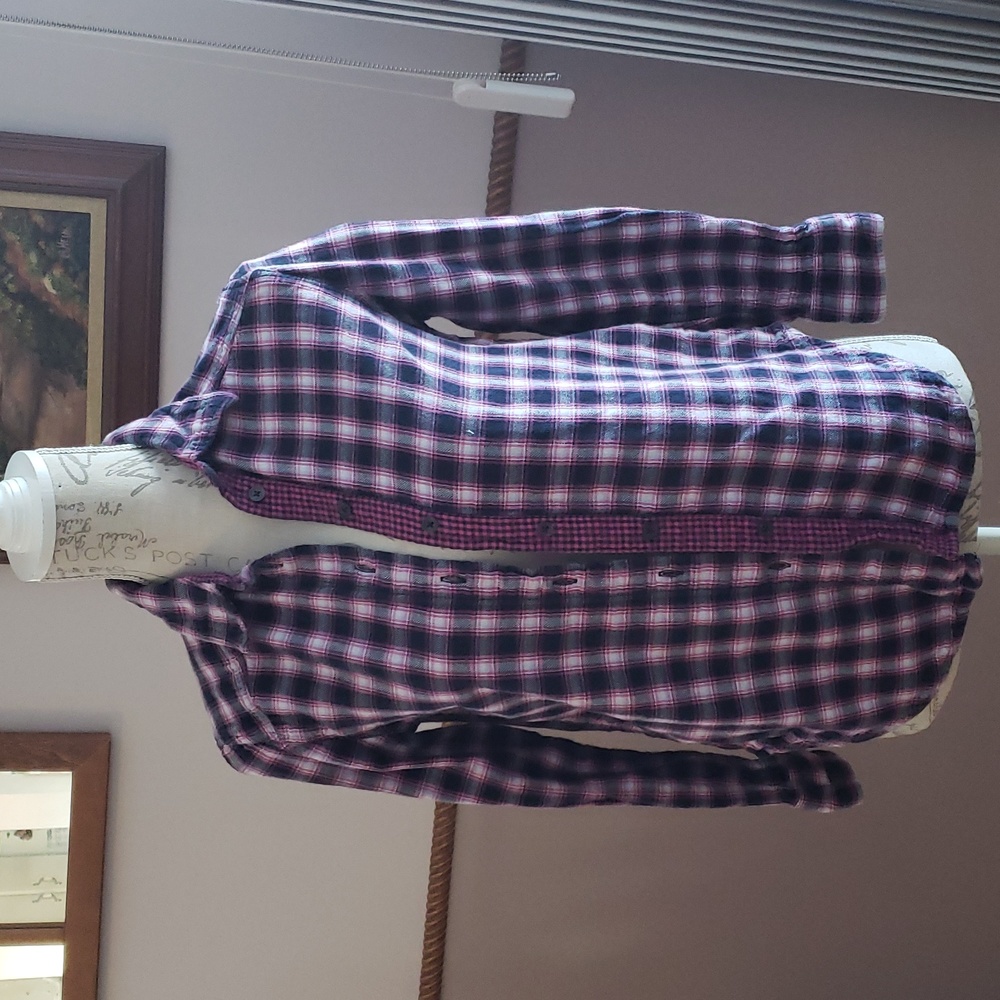 100% Cotton Flannel Boyfriend Plaid top, XS